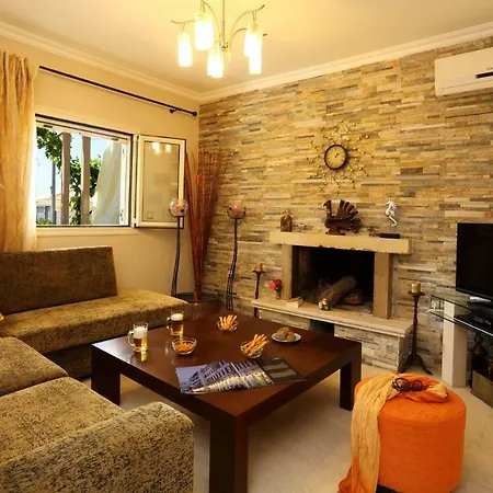 Villa Teo Halikounas